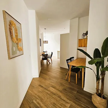 Appartement Eliving - Biopark Center & Airport *